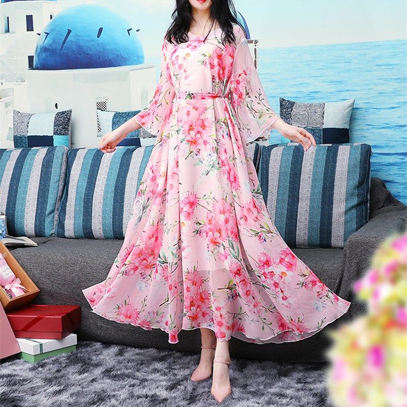2025新款春季粉色连衣裙女雪纺碎花大码度假沙滩长裙胖mm显瘦裙子
