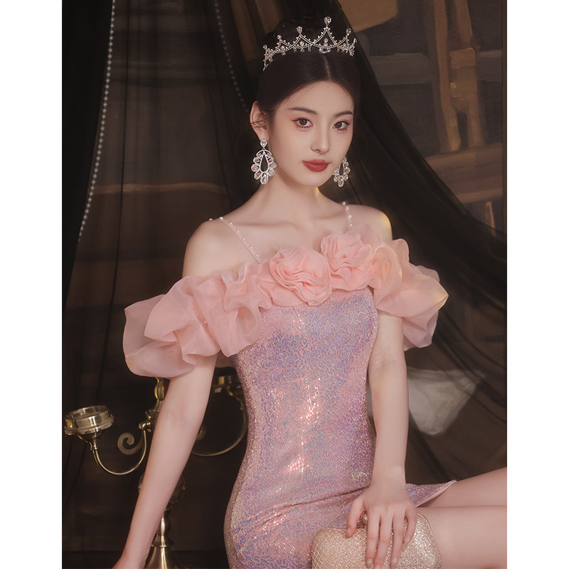 粉色吊带小礼服裙女名媛生日聚会宴会短款包臀连衣裙性感轻奢气质