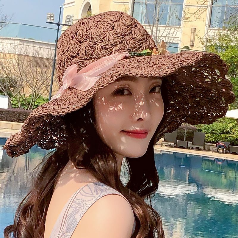 草帽女花环夏天海边度假遮