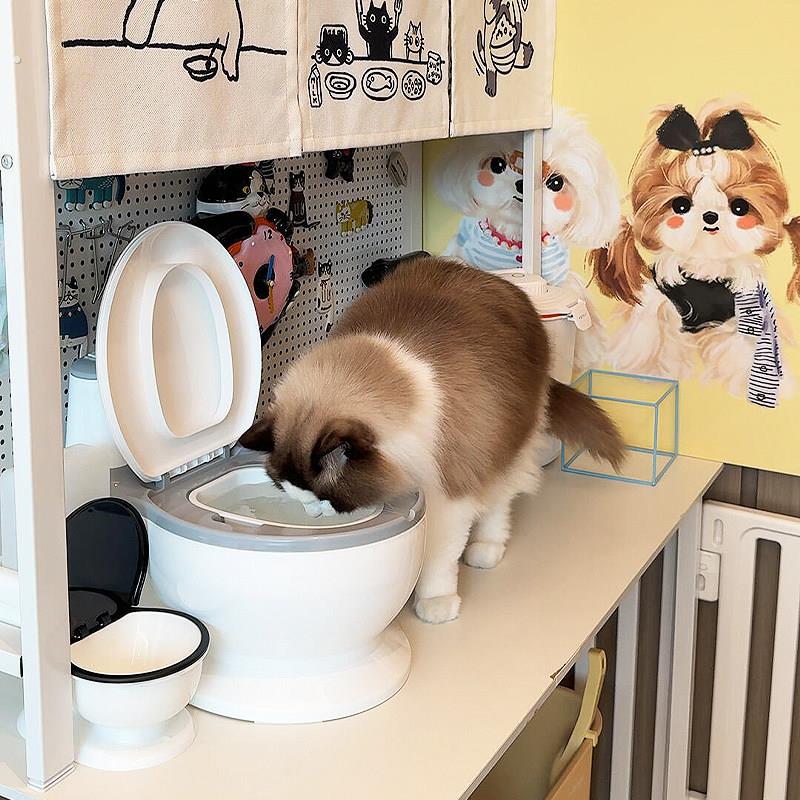 宠物马桶水盆猫咪饮水器狗狗喝水碗创意大口径大容量防打翻饮水机