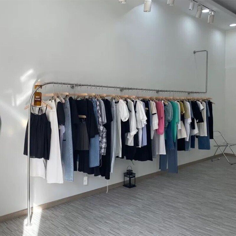 服装店展示架上墙壁挂式陈列架女装店挂衣服架子铁艺创意侧挂货架