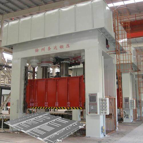 徐州锻压4500T吨铝板压型框架液压机新能源电车液冷板模压油压机