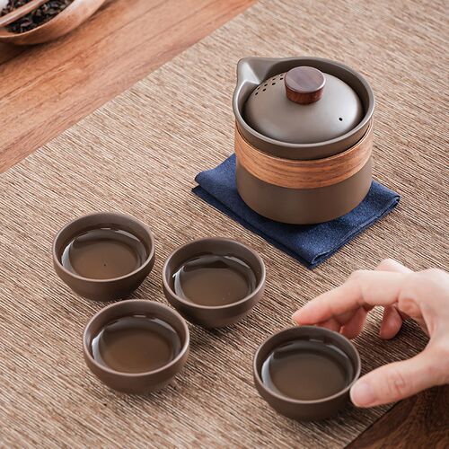 新款紫砂旅行茶具套装便携式一壶四杯功夫茶具泡茶防烫一体收纳包