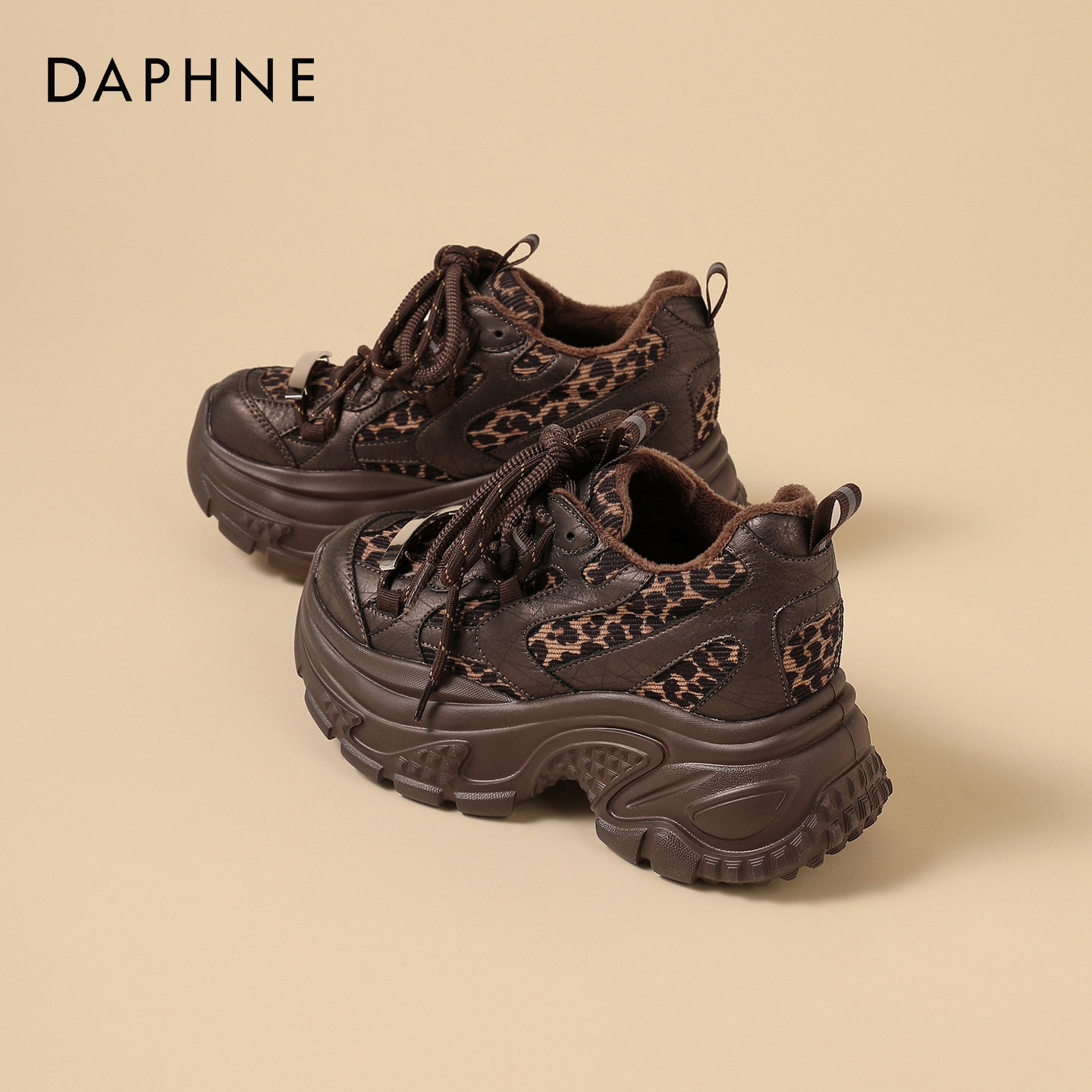Daphne/达芙妮豹纹厚底老爹鞋女秋冬季增高小个子百搭复古休闲鞋N
