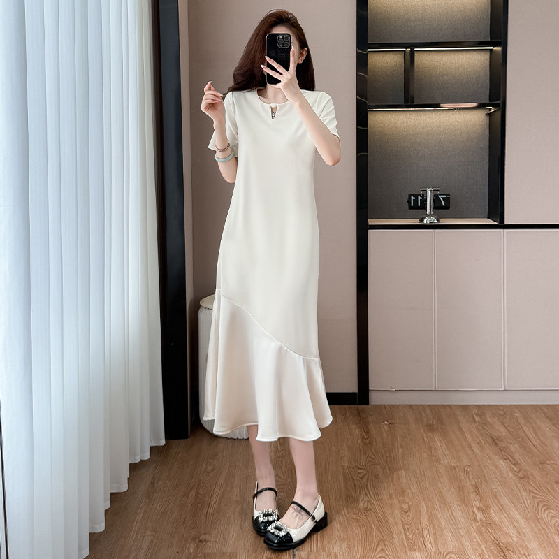 实拍拼接连衣裙女夏领口珠子装饰宽松显瘦中长款大码T恤裙