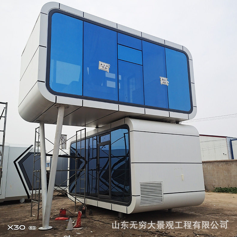 现代简约特色民俗 装配式景观建筑 户外露营网红移动太空舱酒店