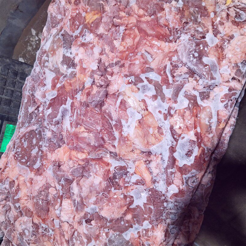 喂狗便宜牛碎肉牛肉边角料牛肉冷冻狗吃的肉袋装60斤下脚料肉喂狗