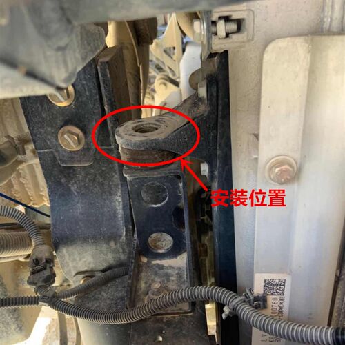 解放JH6散热器固定支架防撞垫密封支撑缓冲减震衬套螺丝水箱胶垫