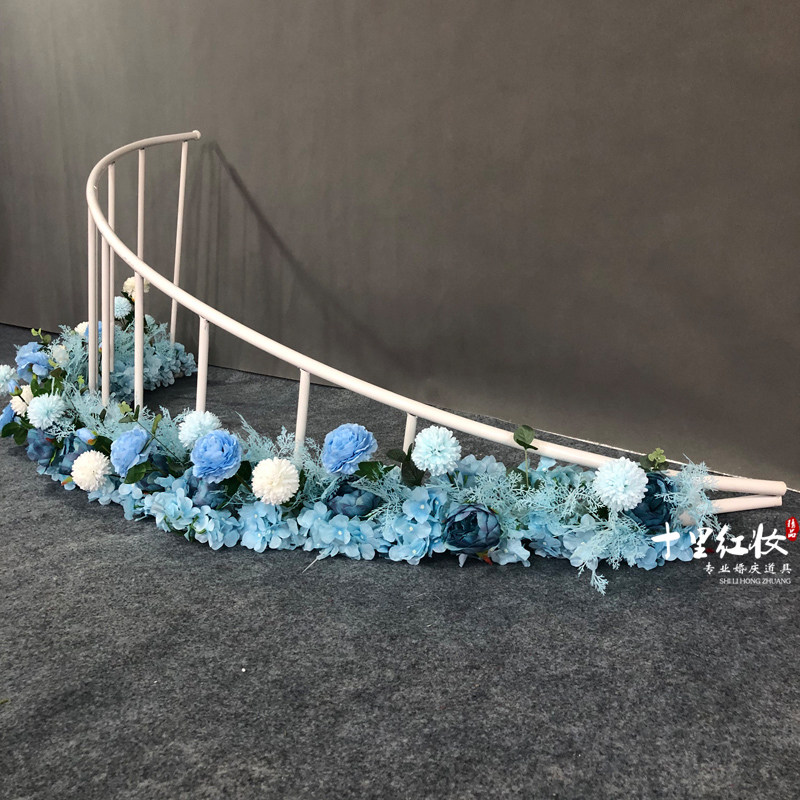 2019婚庆道具铁艺弧形围栏 婚庆舞台装饰 铁艺弧形栅栏婚礼路引