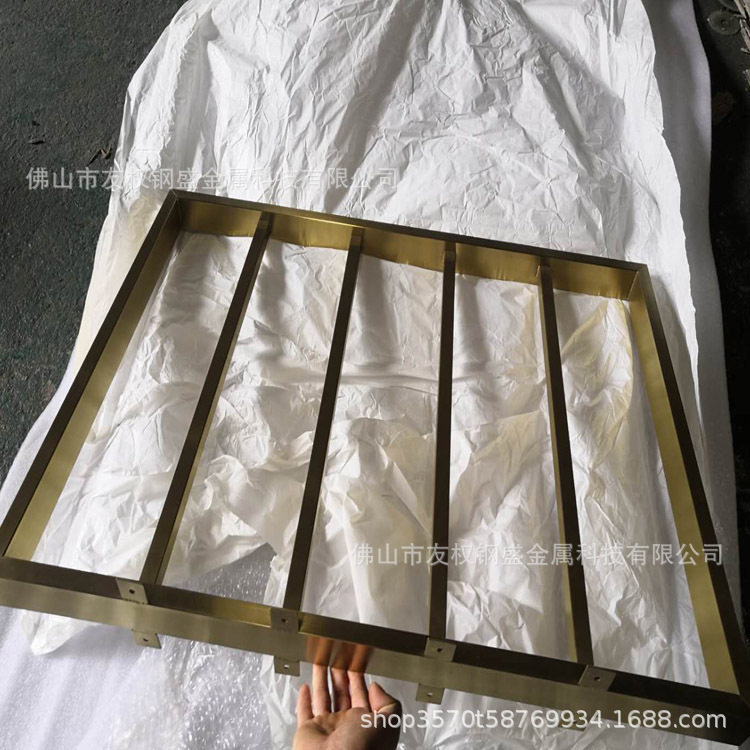 家具厂拉丝钛金不锈钢方管餐桌脚珠宝店黄钛金不锈钢柜脚