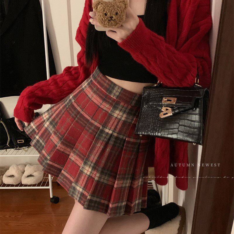 大码学院风红色格子毛呢短裙女秋冬高腰显瘦a字半身裙JK百褶裙子