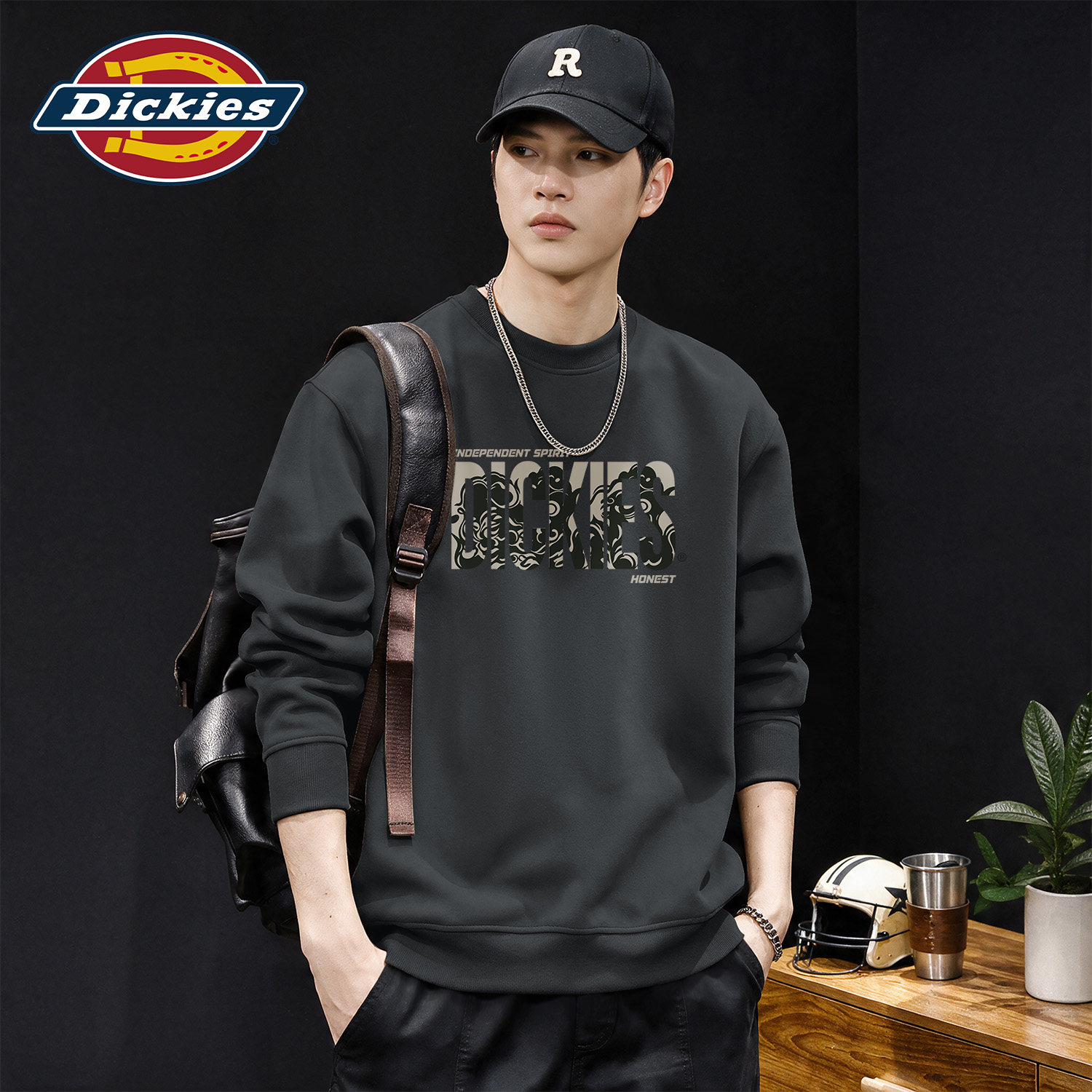 Dickies旗舰店圆领卫衣男款2026秋季新款黑色宽松大码男装上衣服
