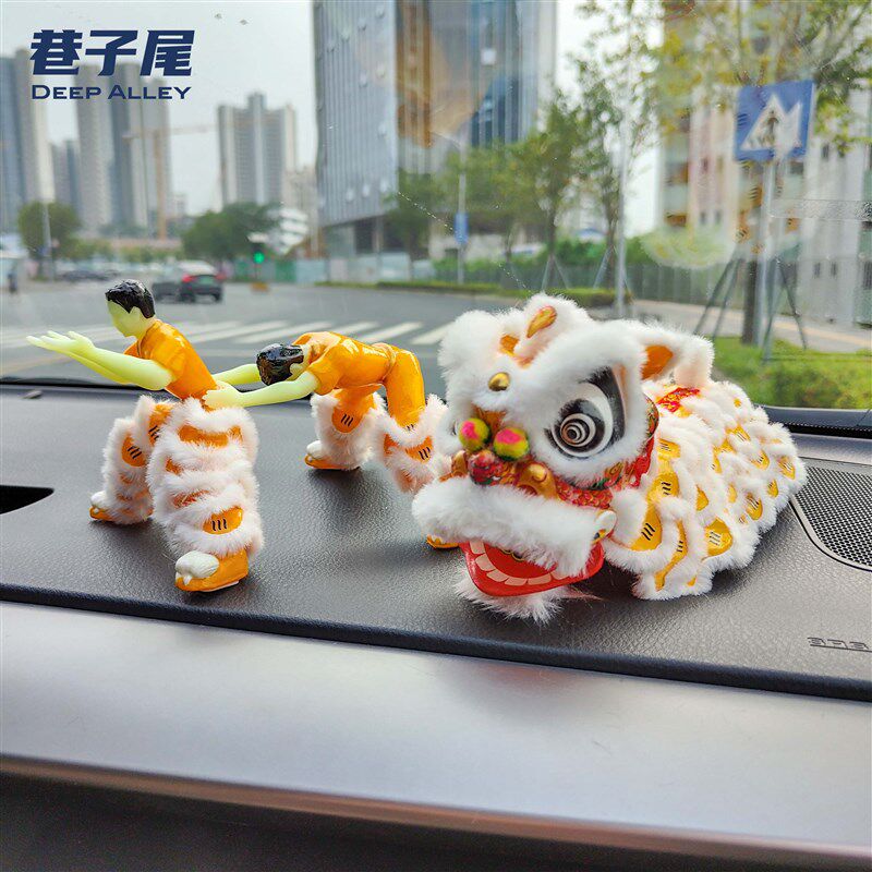 雄狮少年汽车装饰车载中控喜庆吉祥舞狮醒狮手办模型摆件国潮文创