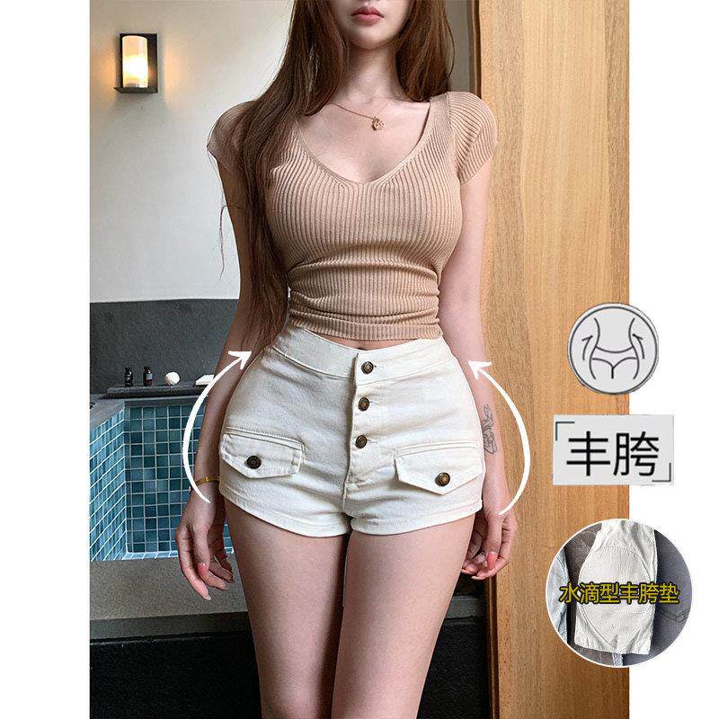李李服饰气质纯欲丰胯牛仔短裤女2026年夏季新款多扣高腰靴裤