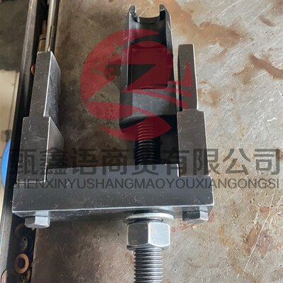 2018款上汽大通V80发动机2.5排量喷油泵轮拆卸工具喷油嘴拆卸工具