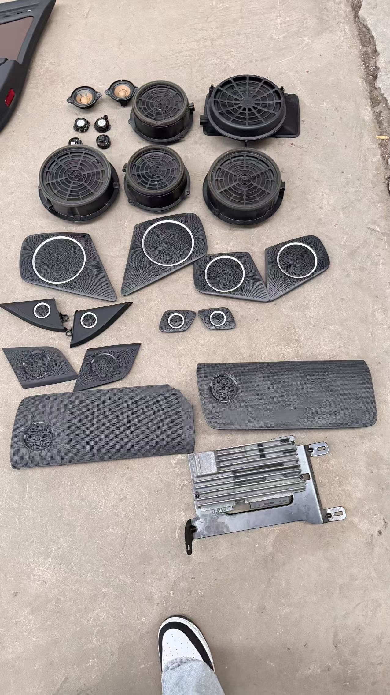 适用于奥迪A4L A5 Q5 Bo音响 bo喇叭全套 bo功放 全车bo喇叭音响