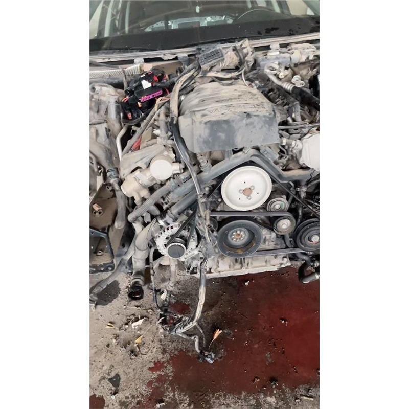 奥迪A6LC7全车件！前杠总成，机盖，叶子板，中网，电子模块