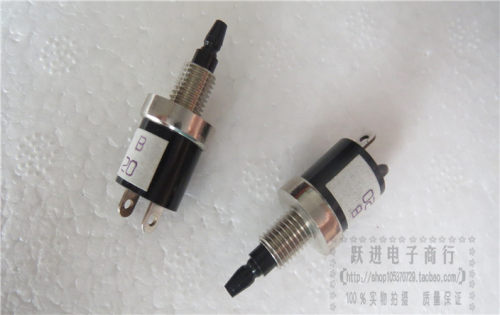 进口日本富士通圆形按钮复位开关3A-AC125V 2脚按键按断开关 常闭