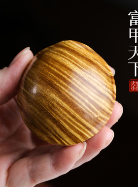 天然老料a金丝楠木老料金丝楠木满水波纹实木招财龟壳手把件摆件