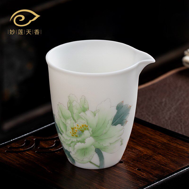 妙莲天香大师手绘牡丹公道杯羊脂玉瓷高档茶海茶水分茶器送礼自用