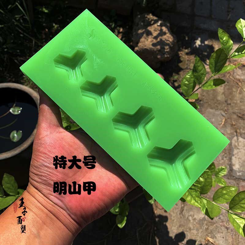 大型泥塑面塑手办武将铠甲模具盔甲分体式拼装花纹神像手工艺制作