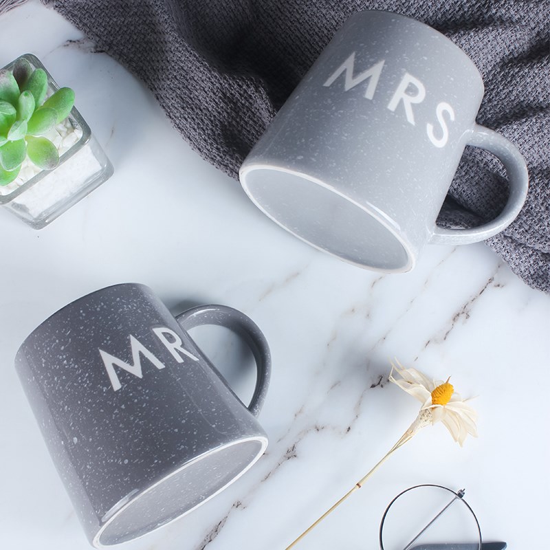 芝麻釉陶瓷马克杯男生女生杯子套装情侣对杯水杯带勺子茶杯咖啡杯