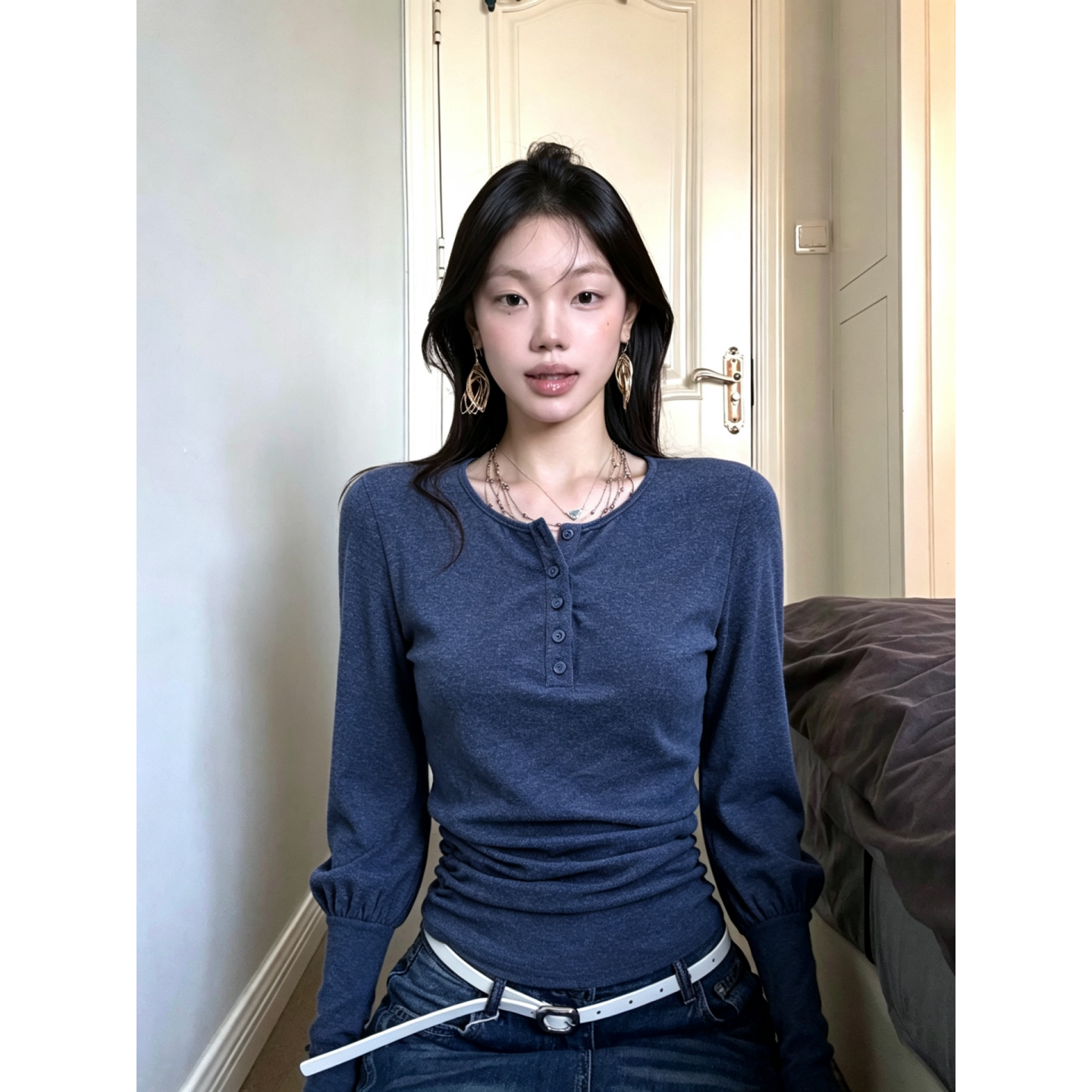 韩系chic内搭打底衫女早秋穿搭2026年新款长袖t恤蓝色慵懒风上衣