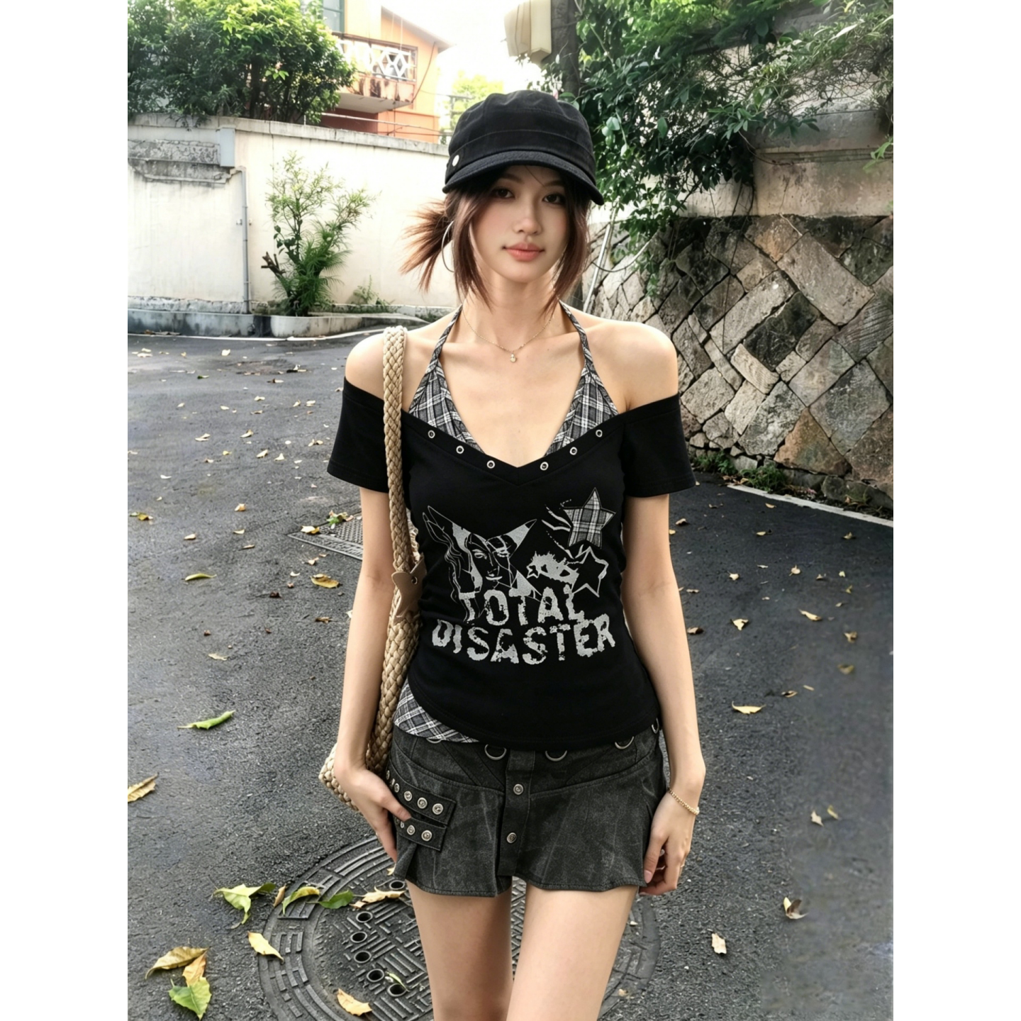 修身显瘦挂脖辣妹风收腰正肩T恤图片