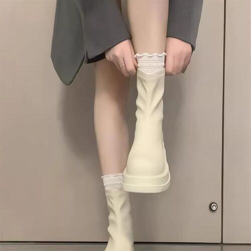 法式白色厚底增高短靴女秋冬新款圆头F粗跟马丁靴时尚瘦瘦靴西部