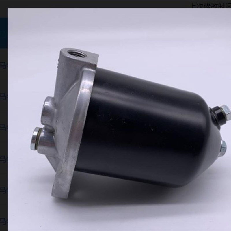 挖机龙工6075现代60/75柳工9075神刚60-8日立70-5G油水分离器总成