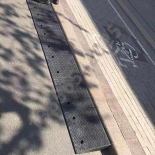 台阶垫斜坡垫实心门槛马路牙子家用橡胶路沿坡汽车上坡垫爬坡垫子