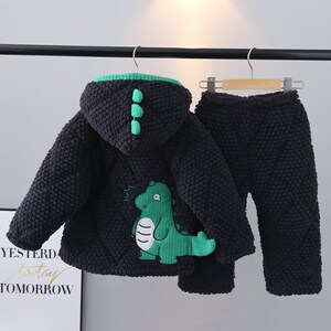 儿童睡衣冬款珊瑚绒三层加厚夹棉男中小童孩子宝宝恐龙家居服带帽