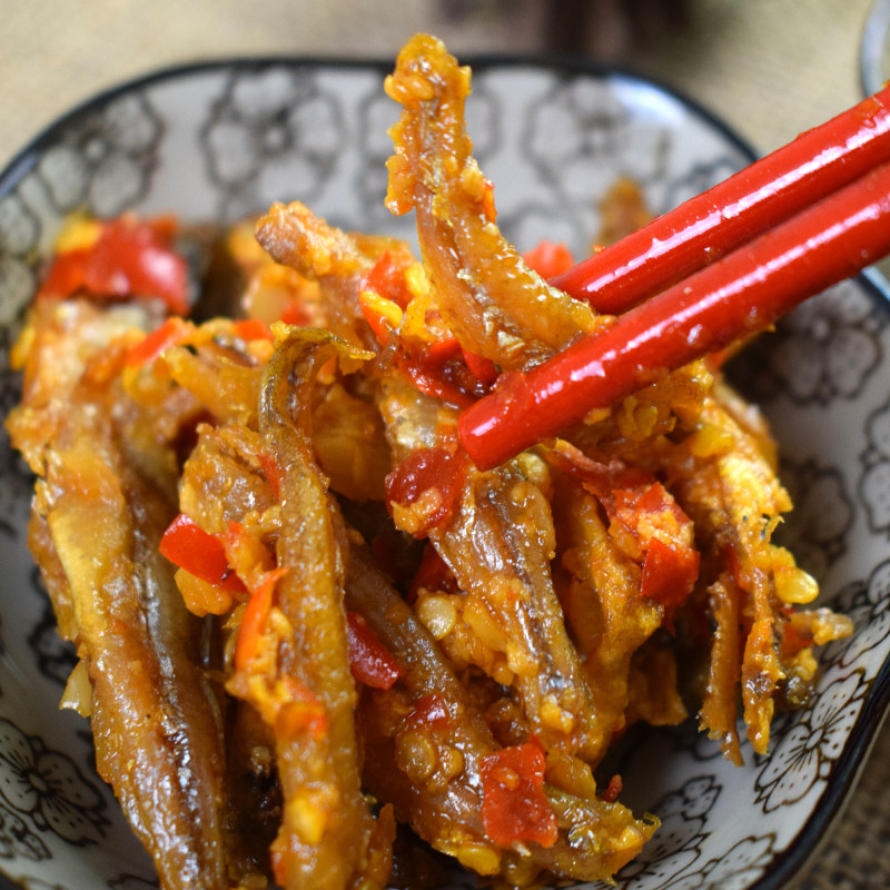 花里草涧下饭菜火培鱼农家自制河鱼辣酱于都特产香辣小鱼干瓶装