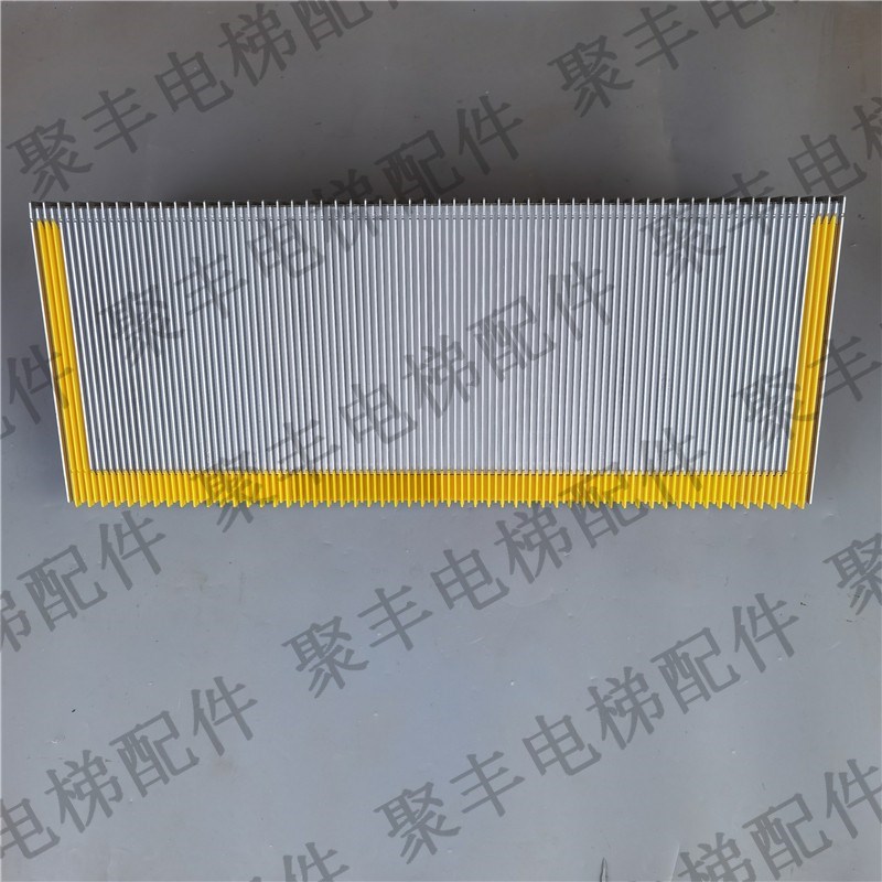 自动扶梯梯级 新款铝合金梯级 卡式边框 800宽 1000宽