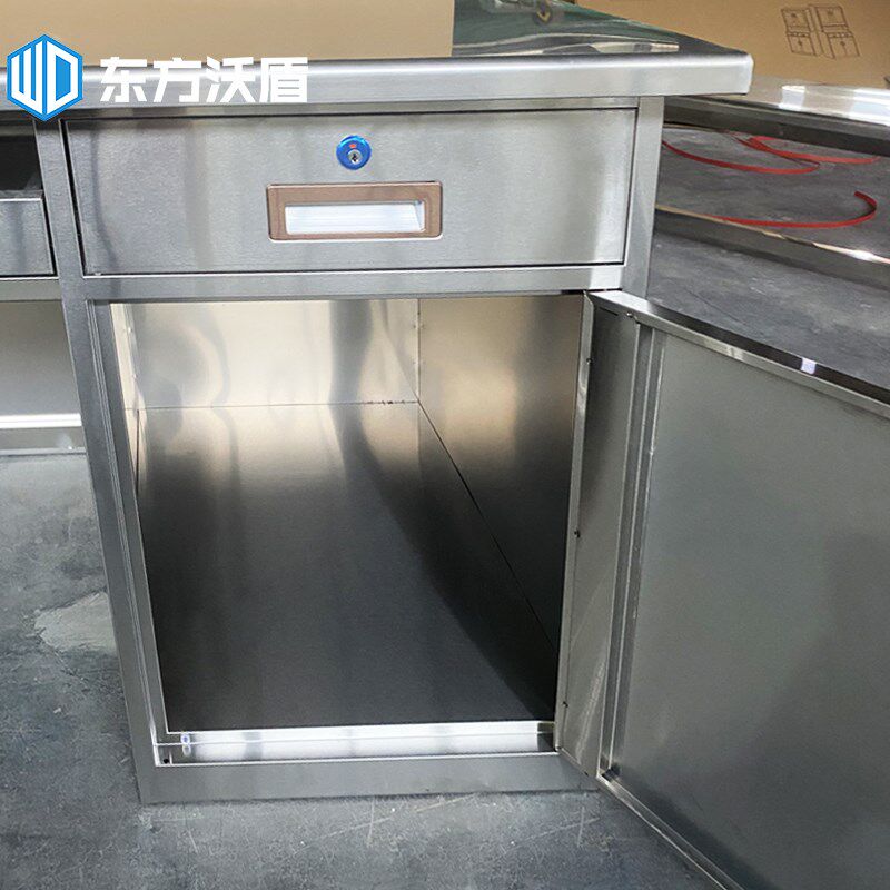 304不锈钢电脑桌办公室工作台超市收银台家用学习桌实验室操作台