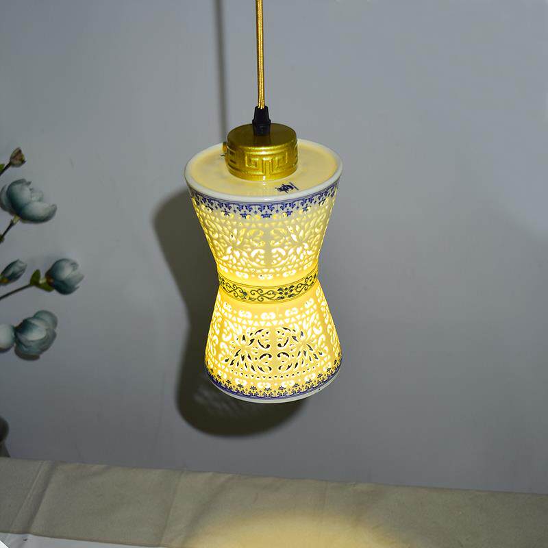 新中式景德镇青花镂空陶瓷客厅餐厅卧室书房过道餐厅玄关吊灯