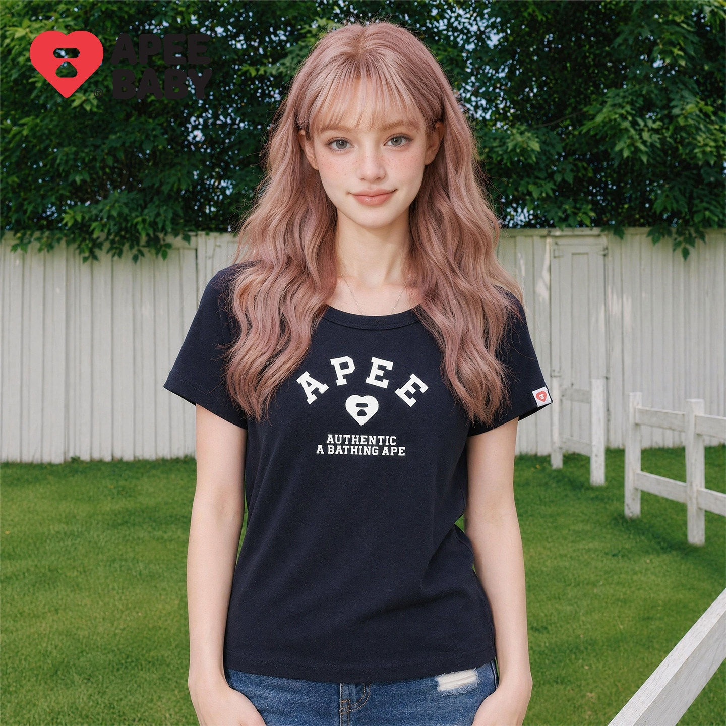 APEE藏青色爱心字母印花短袖女图片