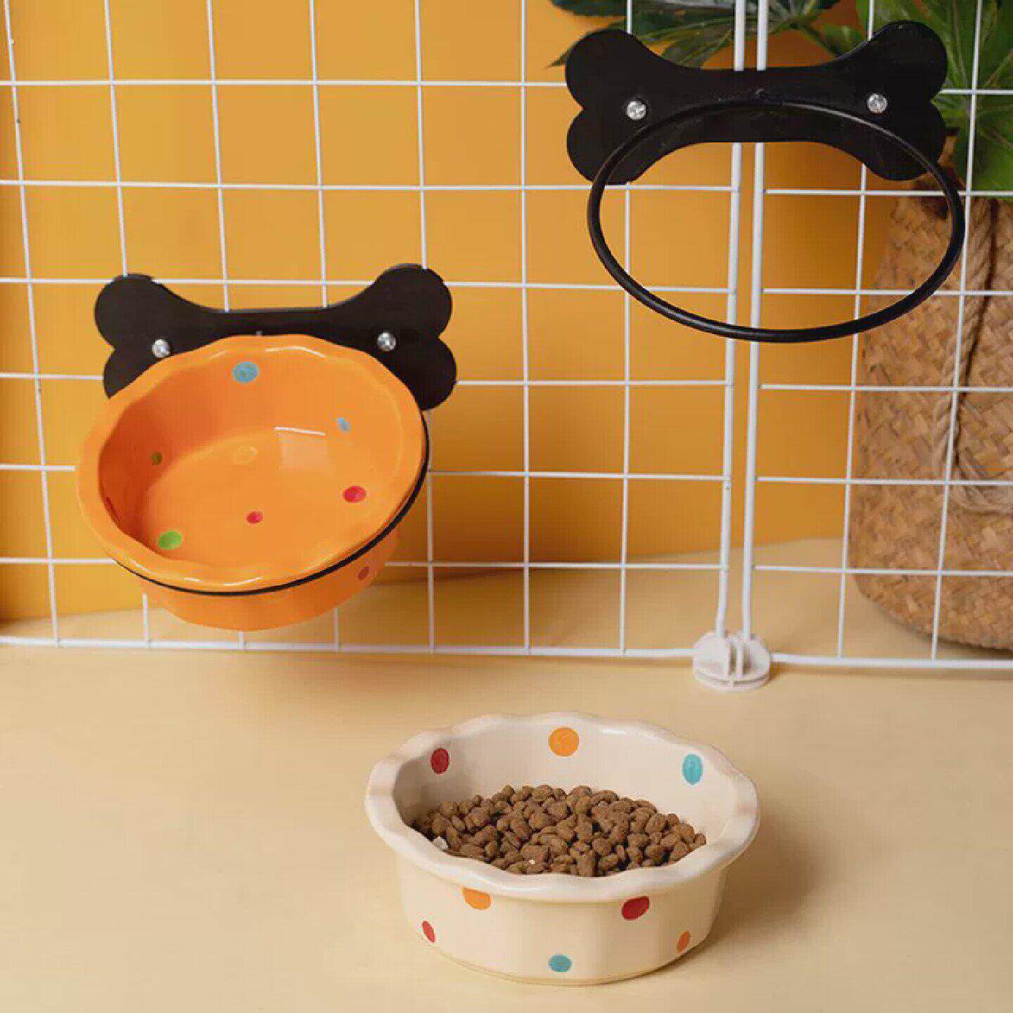 悬空猫碗陶瓷挂笼斜口宠物食盆固定猫咪饭碗粮碗悬挂倾斜喝水粮盆