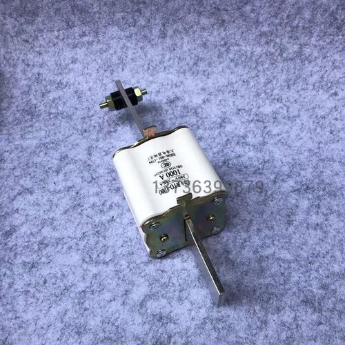RT50A 有填料V体熔 快速熔断器0方形-0芯0100