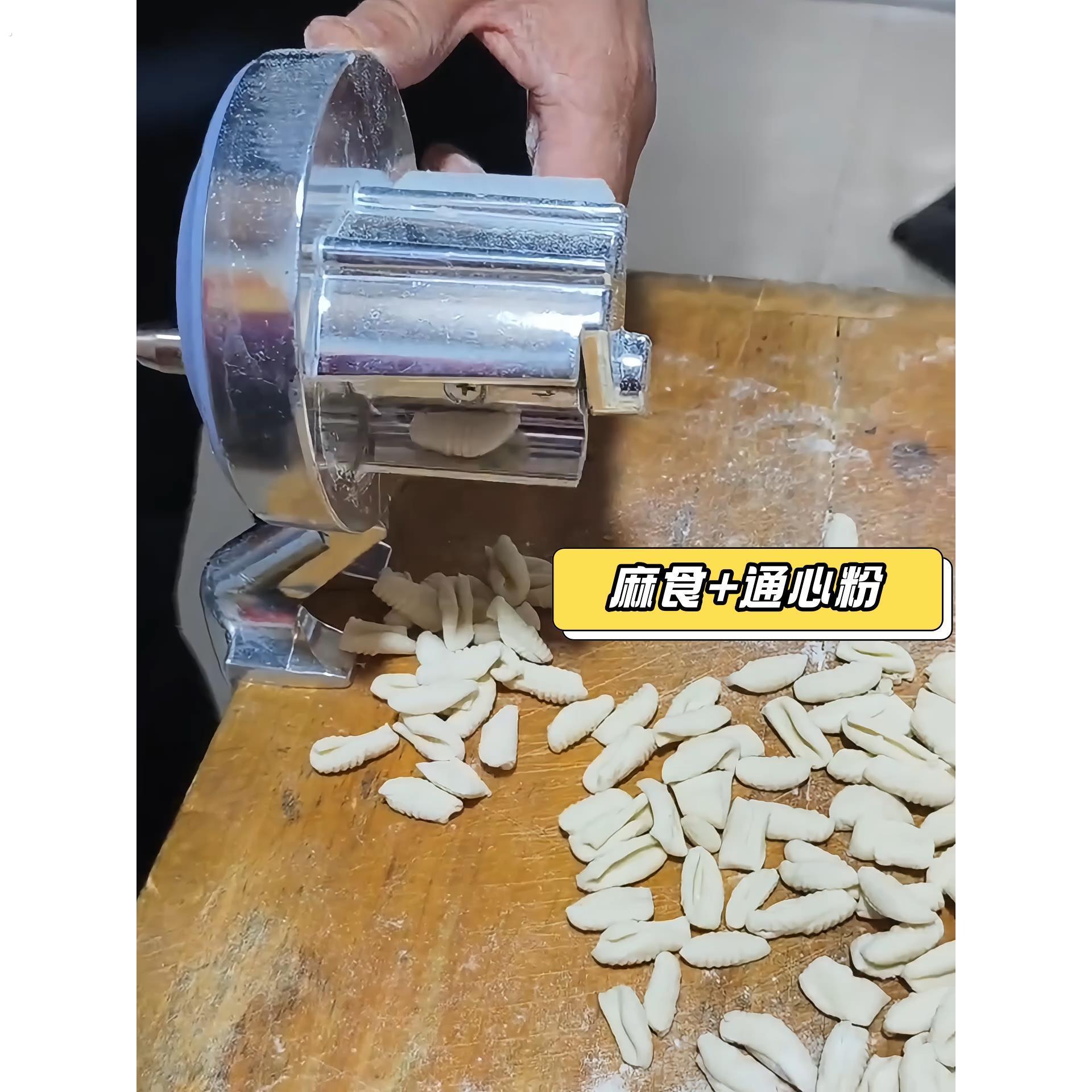 意大利面手动面条机陕西麻食器手摇通心粉机压面机家用小型多功能