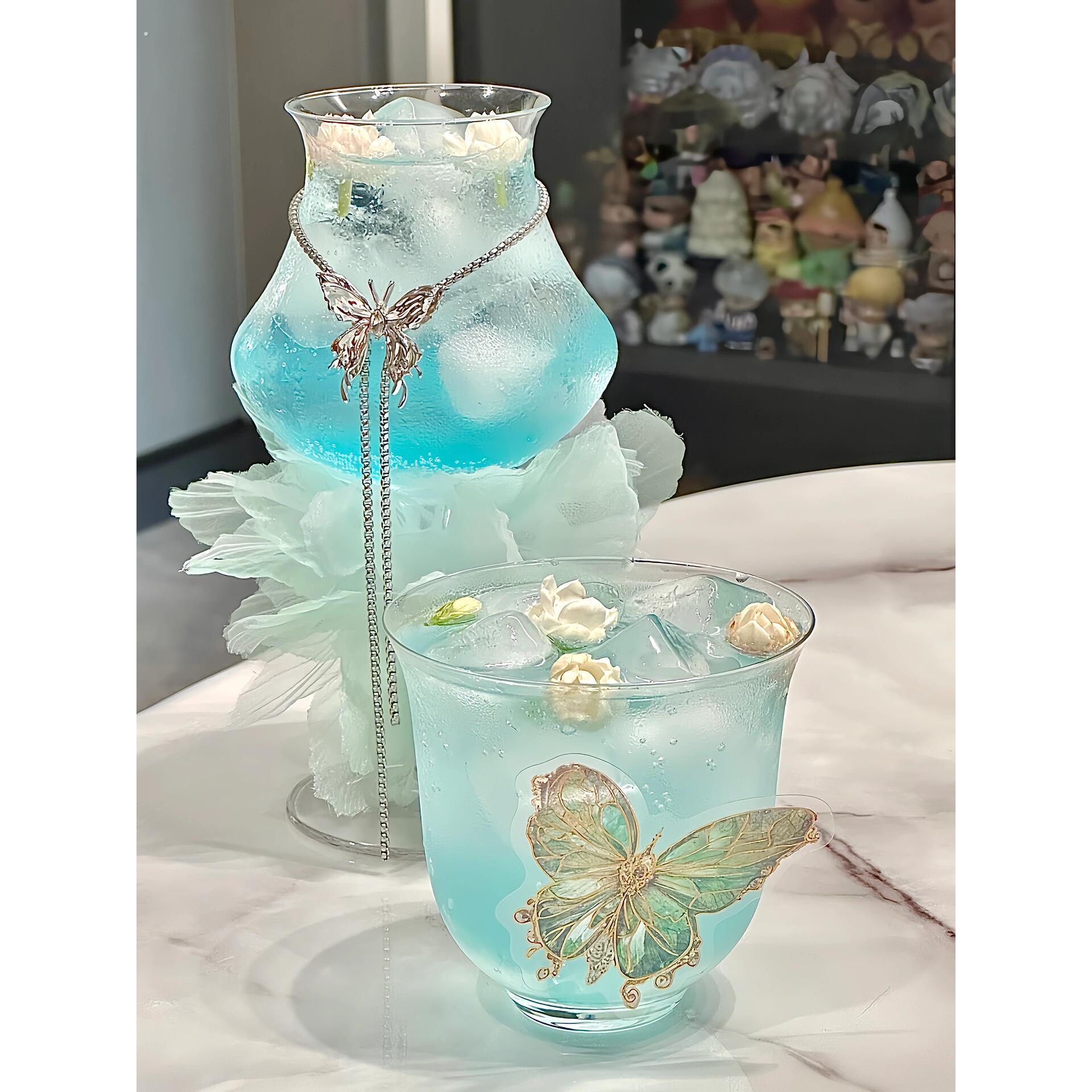 鸡尾酒装饰氛围感蝴蝶高脚杯香槟酒杯设计感小众艺术酒吧特调杯女
