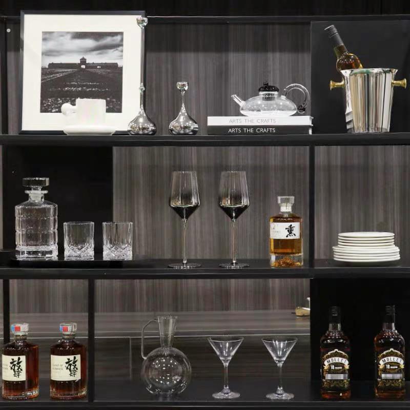 样板间酒柜餐边柜吧台摆件组合彷真酒瓶酒具红酒杯展示柜软装饰品