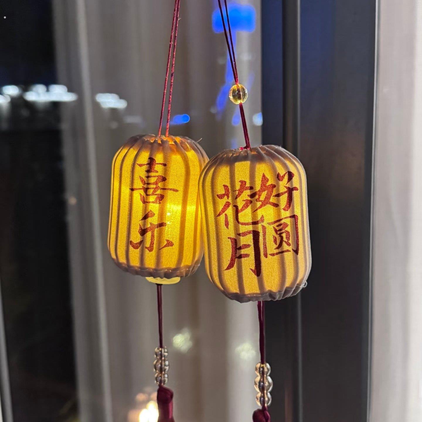 春节发光小灯笼挂饰树上入户门挂客厅挂件场景装饰氛围布置用品