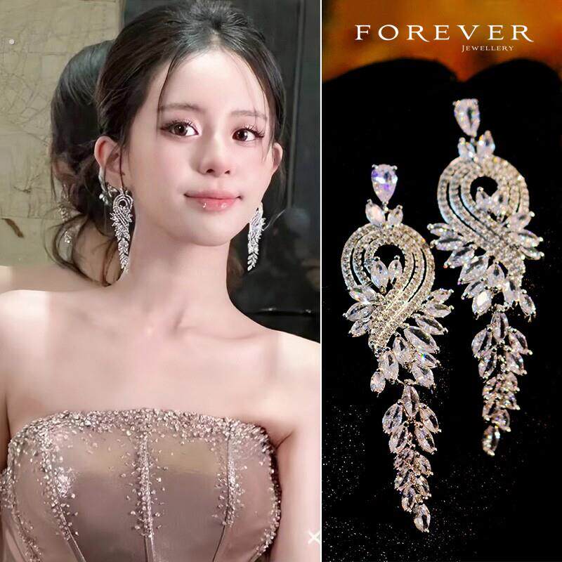 超闪微镶锆石流苏耳环女轻奢小众设计感高级耳夹耳针新娘婚纱耳饰