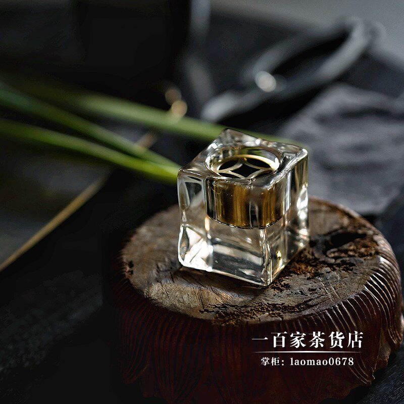不二学古花器花小钱丨冰方 花留为古币造型晶莹剔透方形玻璃花瓶