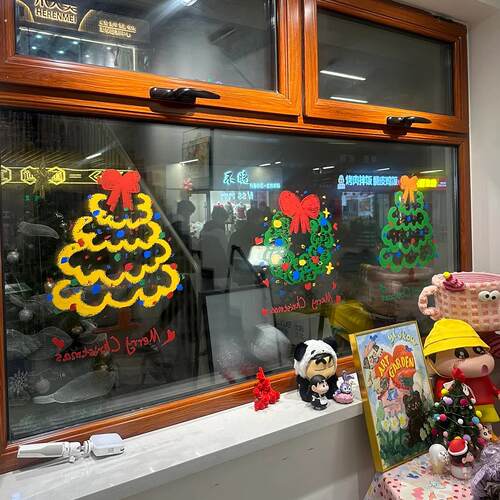 氛围感拿捏！圣诞树静电贴玻璃门贴元旦店铺场景布置橱窗贴不留痕
