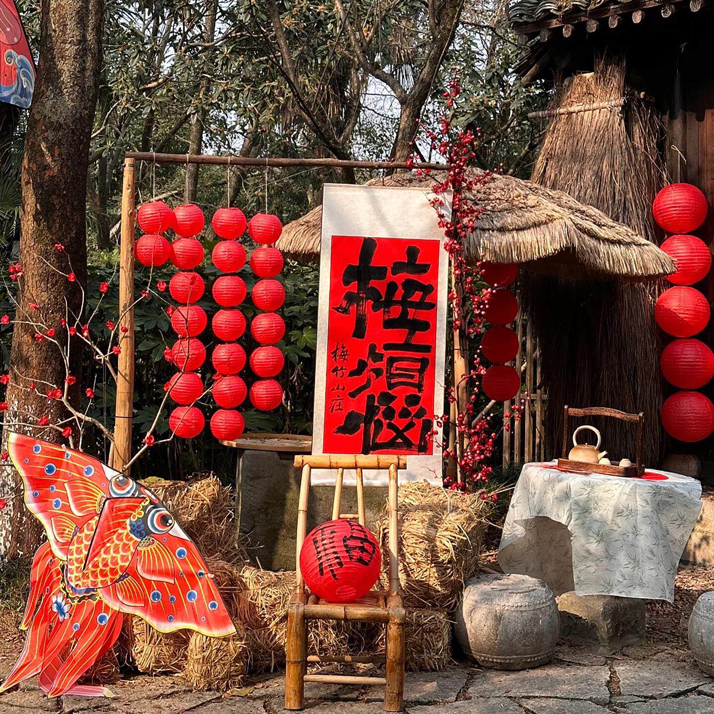 【新年氛围】草垛场景布置26元旦春节店铺门头干稻草凳子拍照装饰