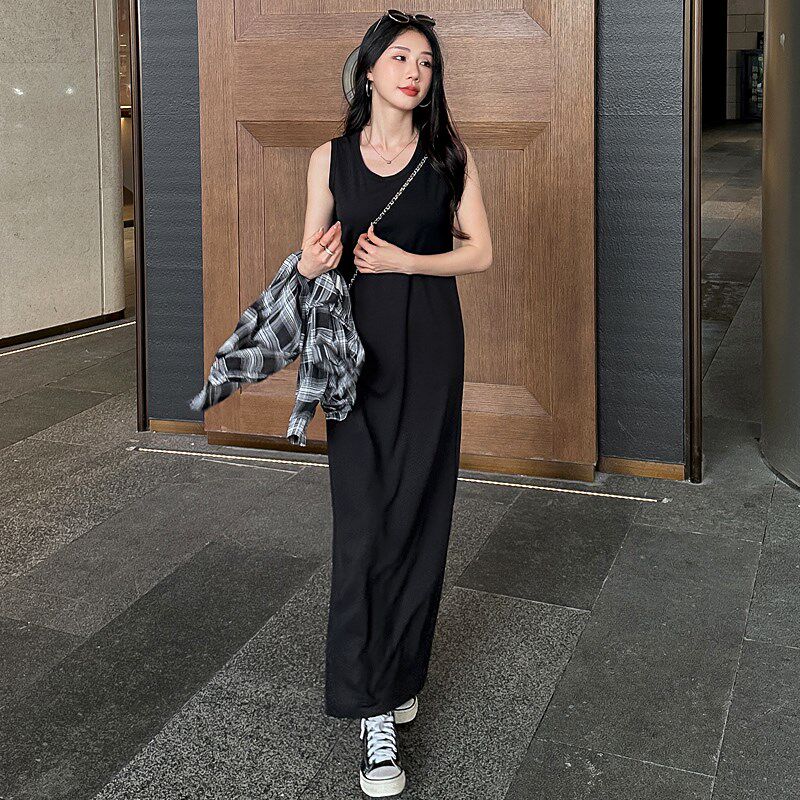 黑色吊带连衣裙垂感无袖背心裙女春夏宽松内搭裙子直筒高级感长裙