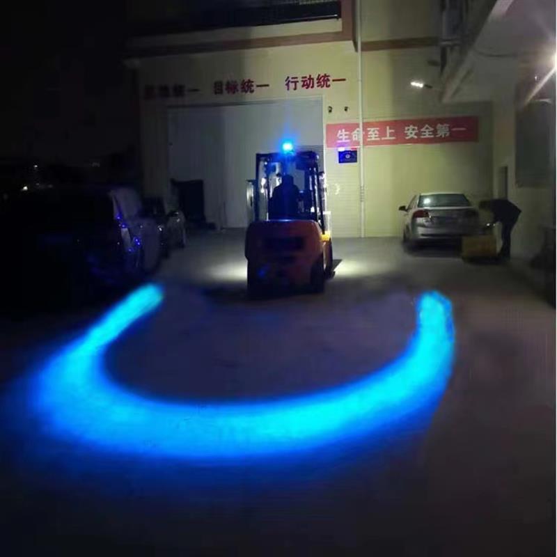 叉车剪刀车登高车警示安全边界红蓝光倒车示宽激光区域一字射灯