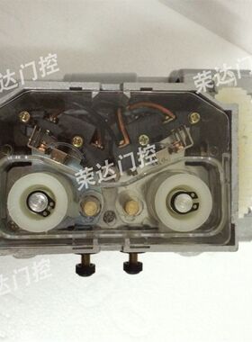 东荣卷帘门机限位控制器巨光卷门机行程开关电动卷闸门电机限位器